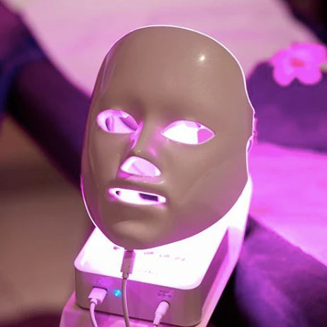 DÉESSE PRO LED PHOTOTHERAPY MASK